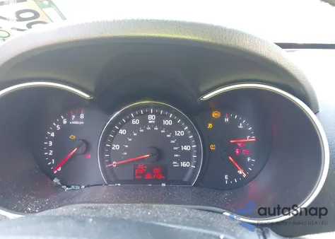 2014 Kia Sorento Lx z USA, uszkodzony, nr VIN 5XYKT3A68EG469908